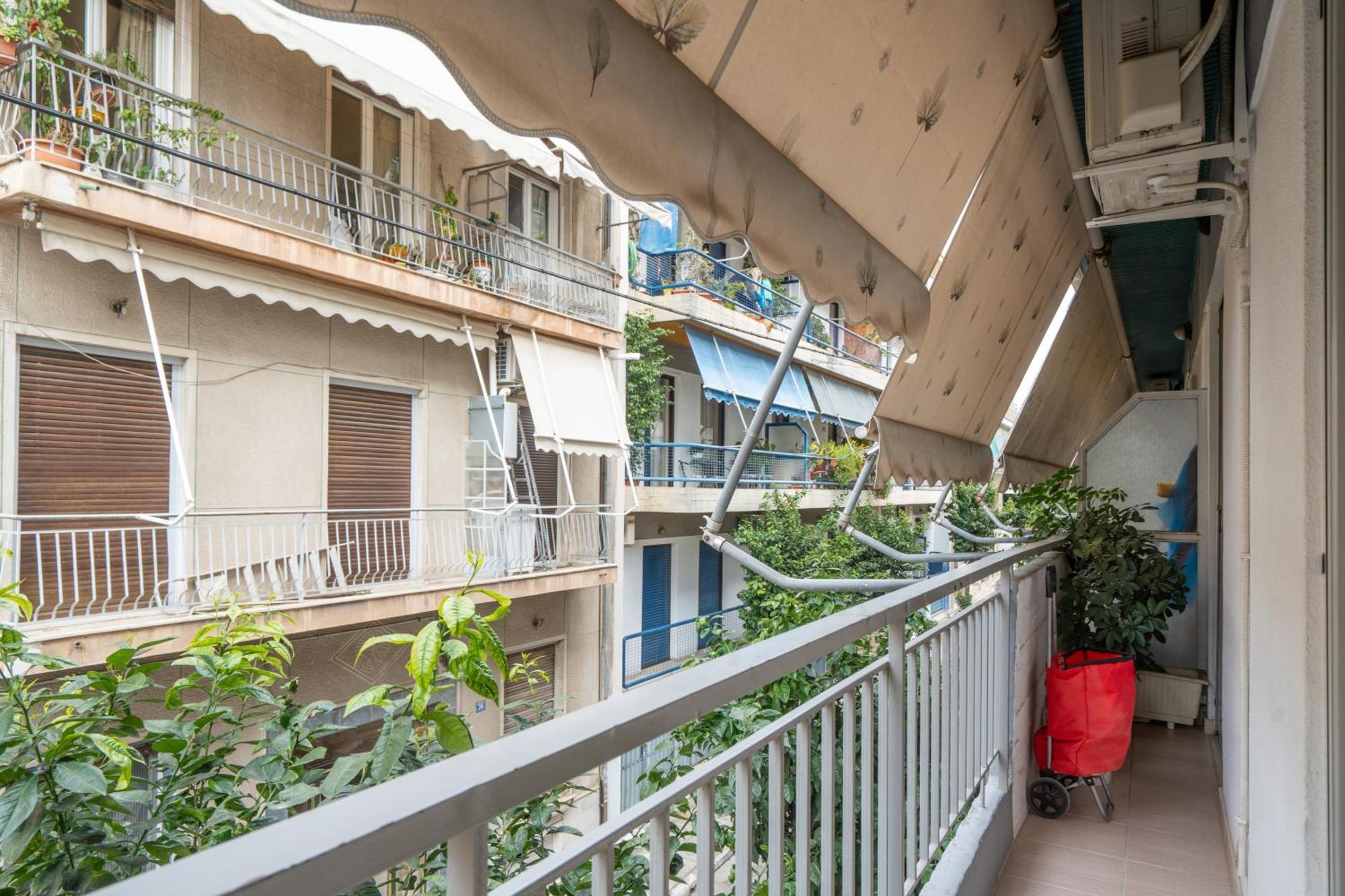 Thissio Family Apartment Athens Ngoại thất bức ảnh